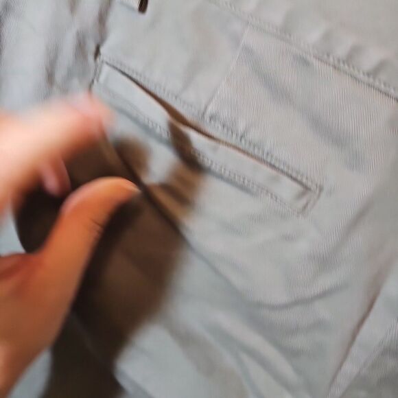 Lands End Olive Green Women's Olive Green Mid Rise Bermuda Length Shorts Size 16 - Picture 6 of 10